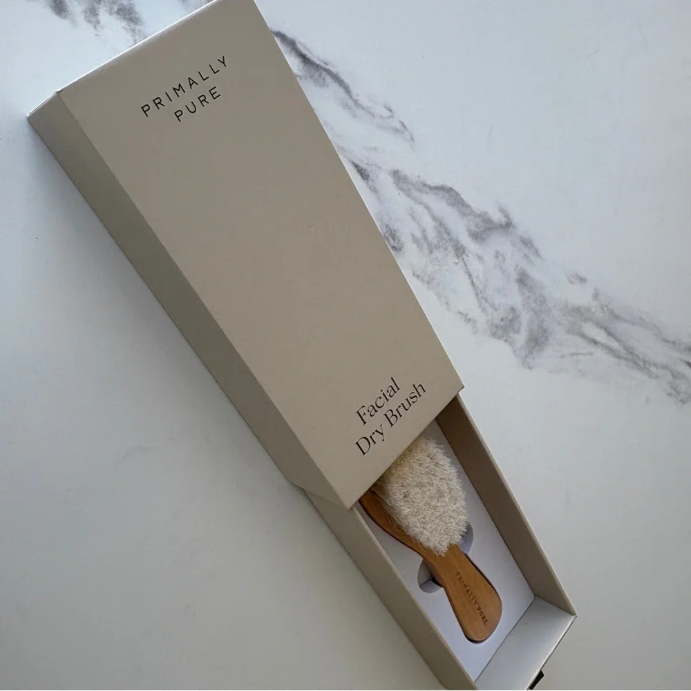NWT Primally Pure Facial Dry Brush
